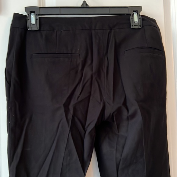 Like new! Gorgeous work pants. So comfy! - Picture 4 of 4